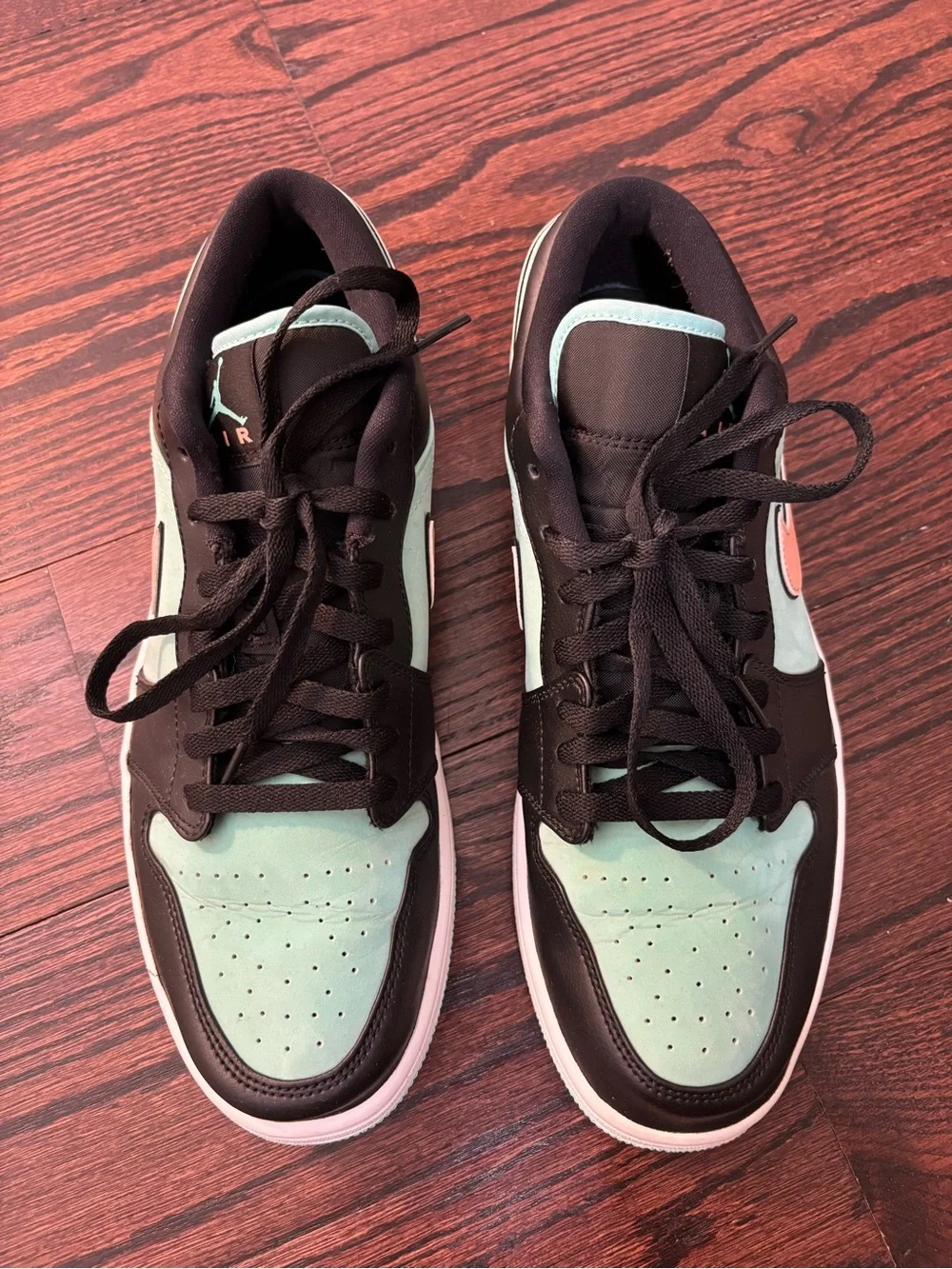 Jordan 1 Low SE Tropical Twist Sneakers Men’s US 12